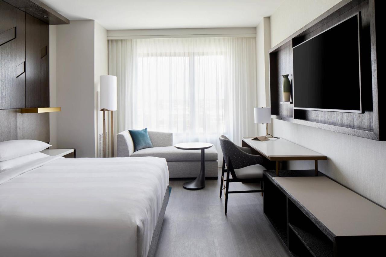 Unc Charlotte Marriott Hotel & Conference Center エクステリア 写真