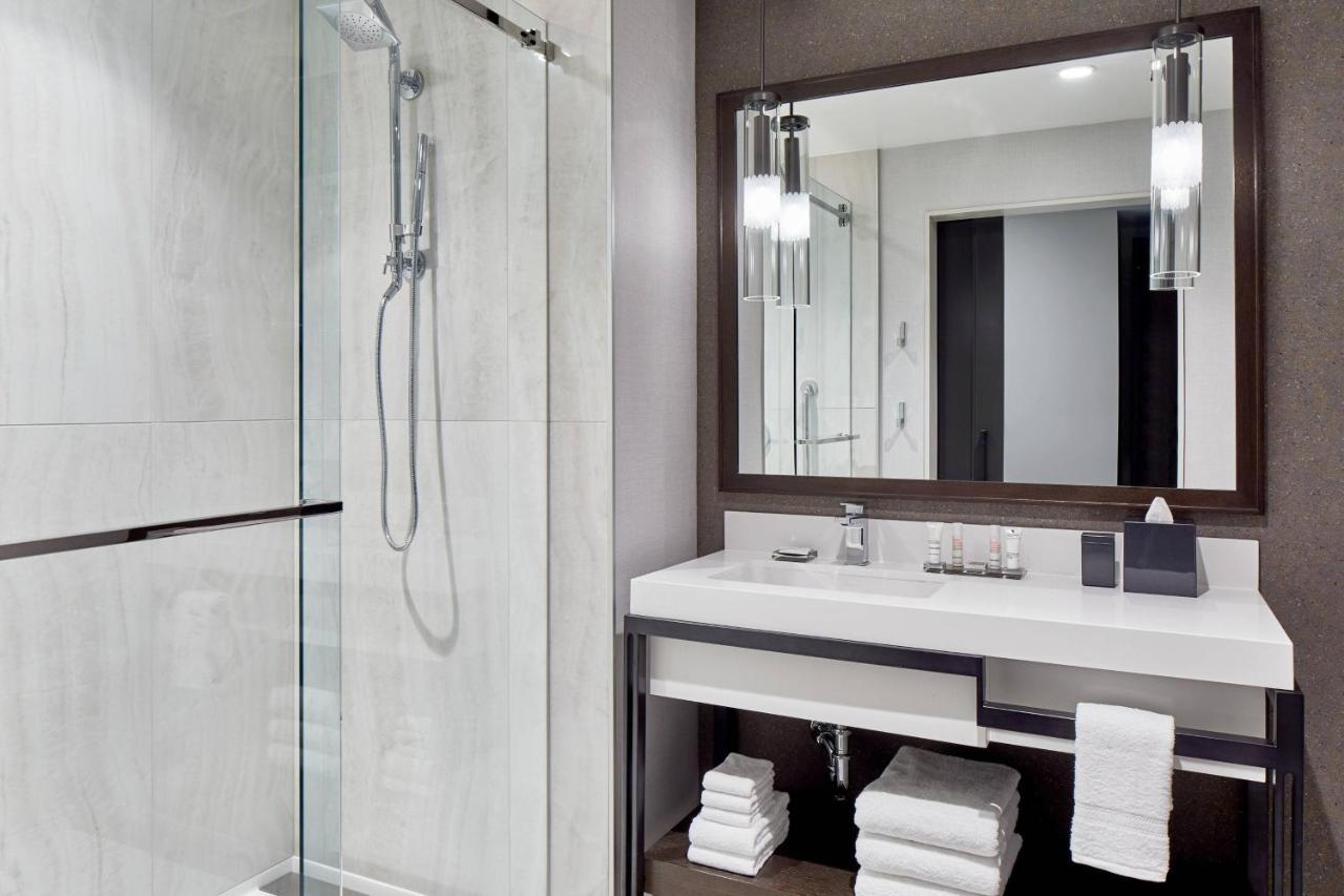 Unc Charlotte Marriott Hotel & Conference Center エクステリア 写真