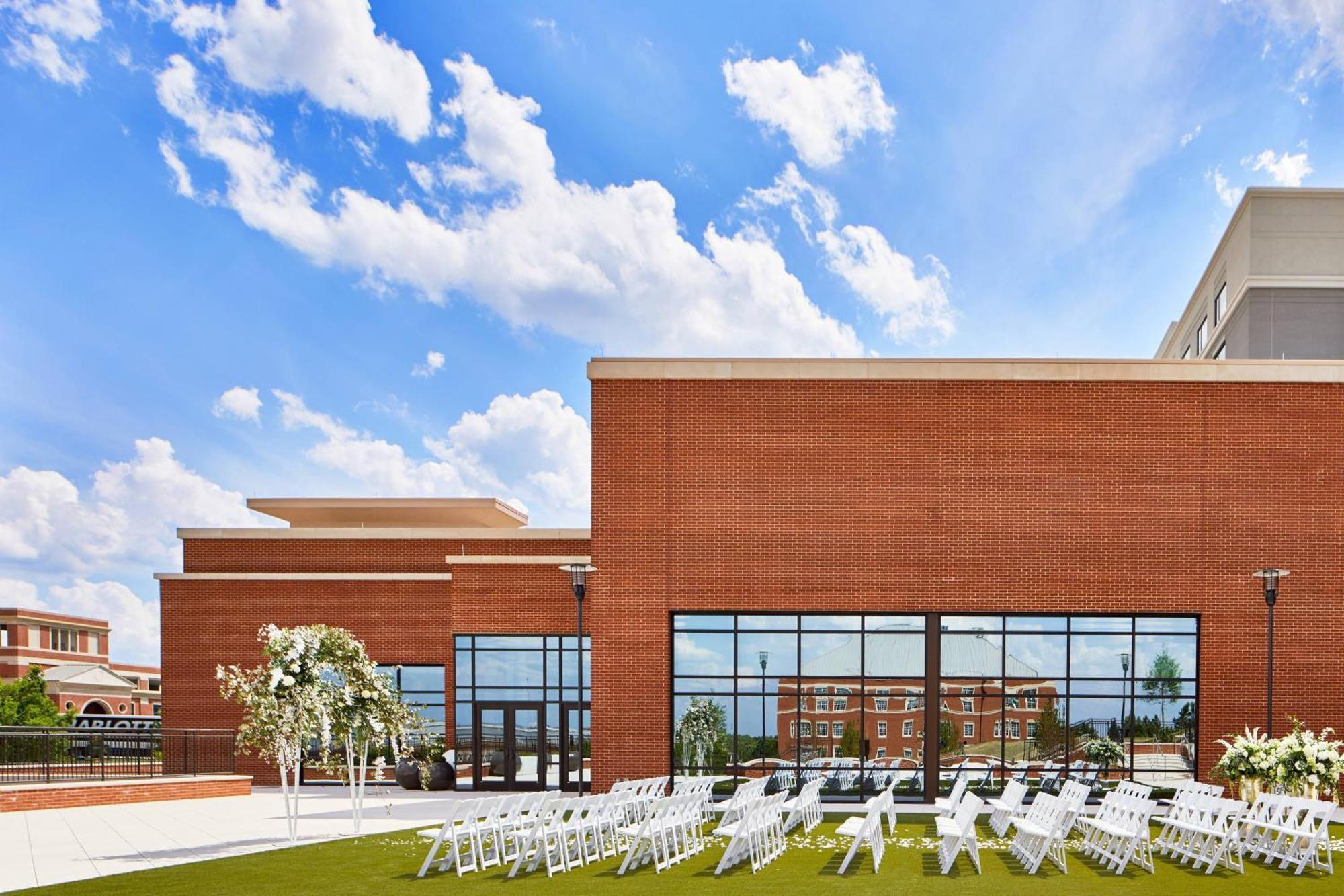 Unc Charlotte Marriott Hotel & Conference Center エクステリア 写真