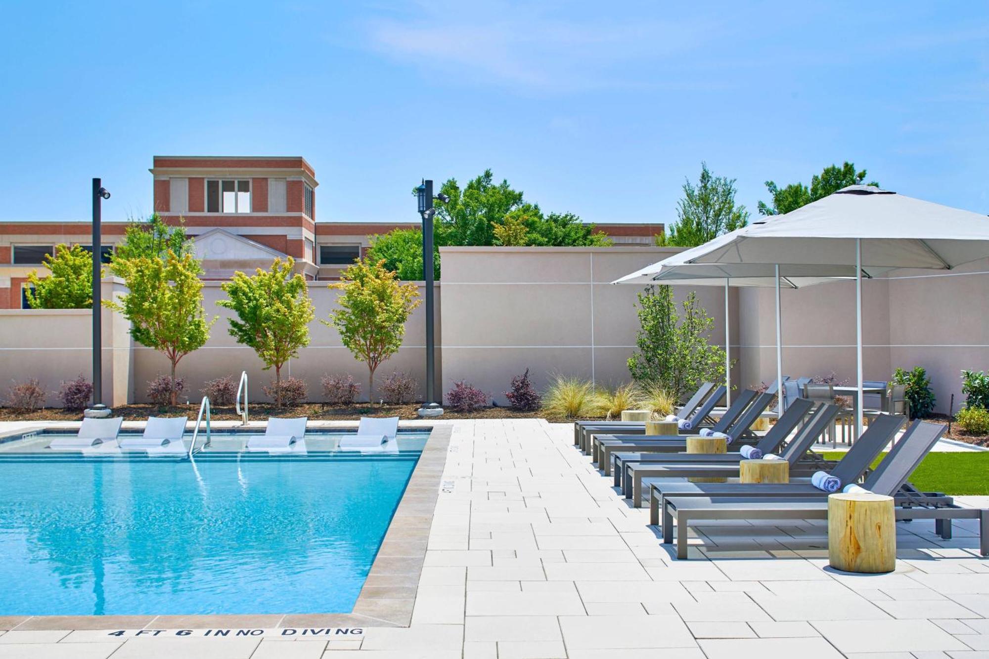 Unc Charlotte Marriott Hotel & Conference Center エクステリア 写真