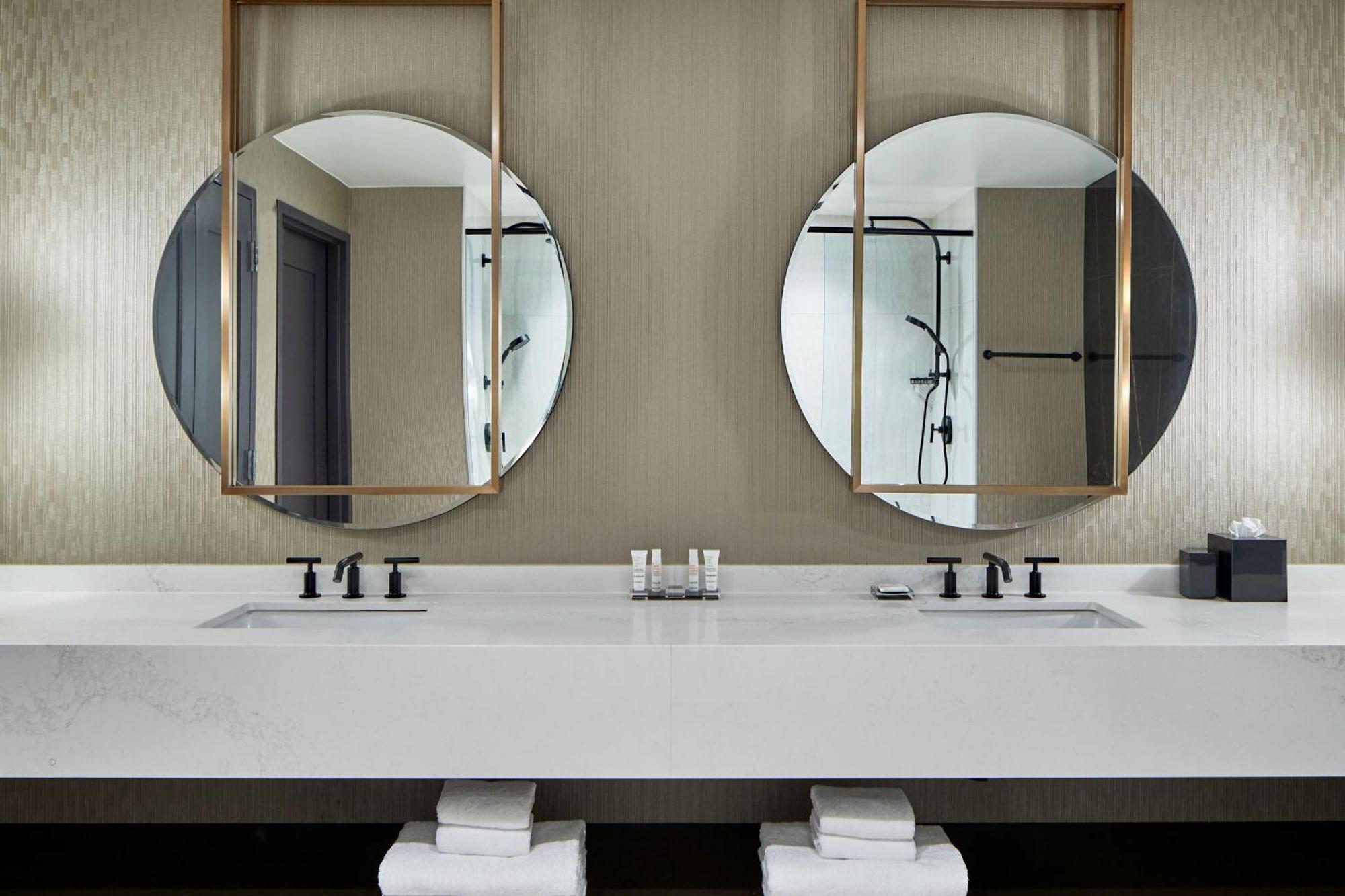Unc Charlotte Marriott Hotel & Conference Center エクステリア 写真